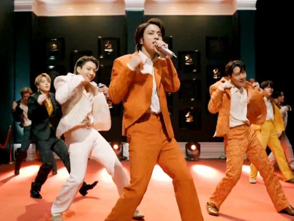 Next Stop, K-Pop: 7 Thrilling K-Pop Songs for Your South Korea Trip