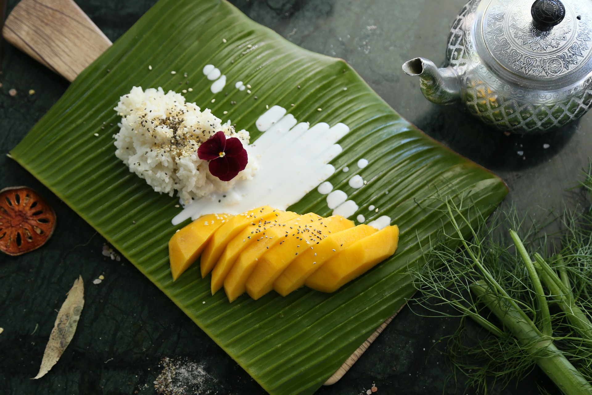 mango-sticky-rice