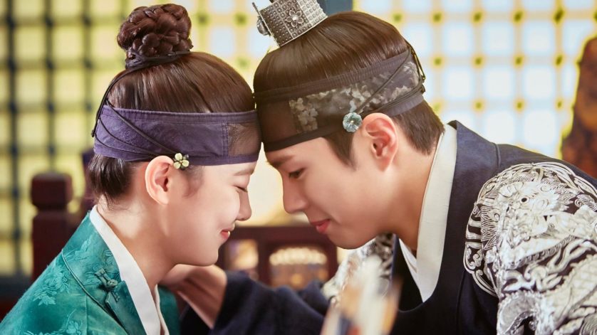 What K-Dramas Can I Watch While Traveling on a Plane?